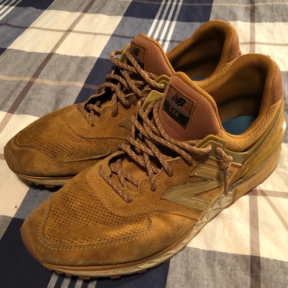 New Balance Men’s 574 size 12, Gum/Tan Color!